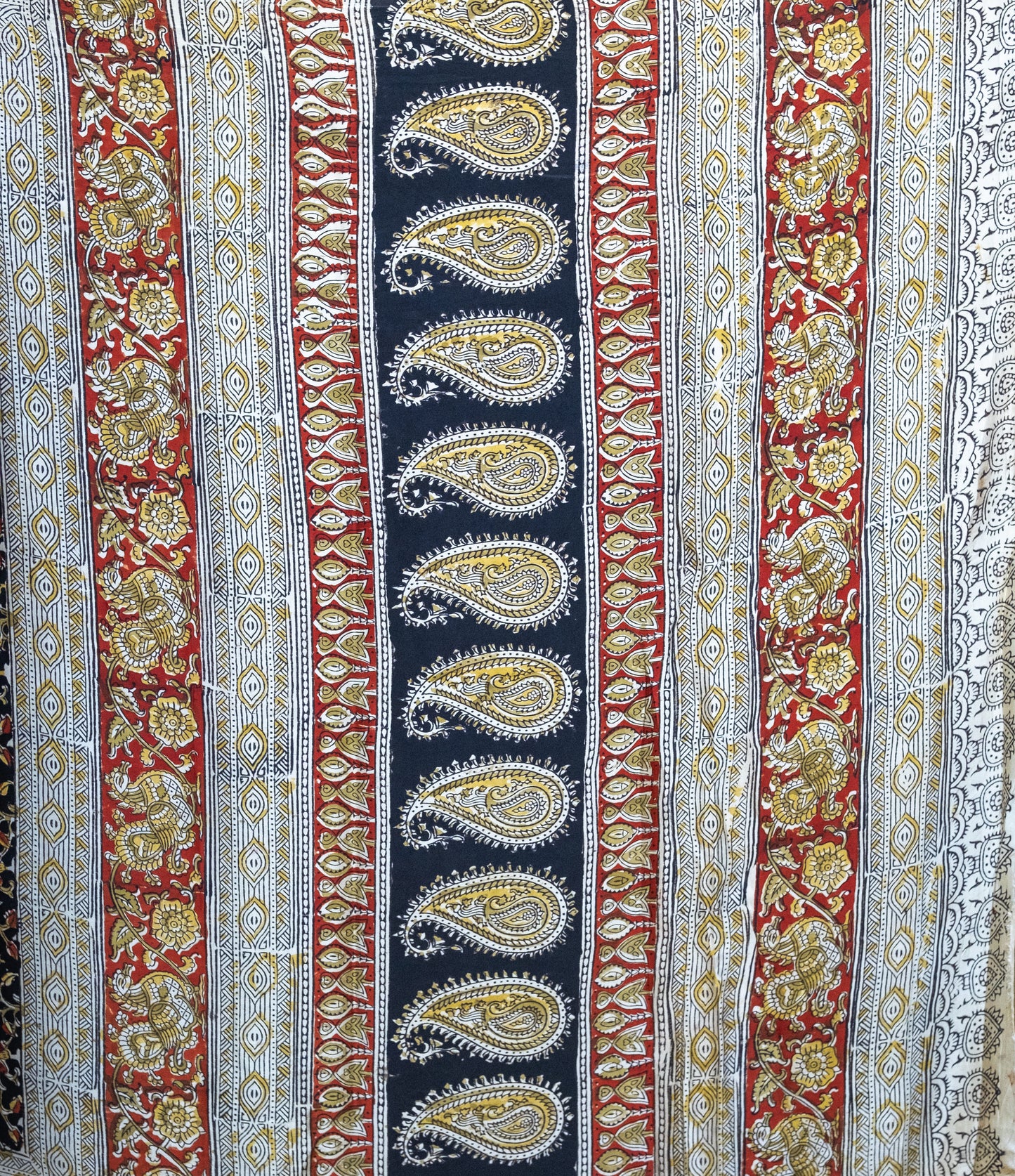 Chic Navy Blue Floral Modal Silk Saree – Soft Luxury with a Blooming Twist