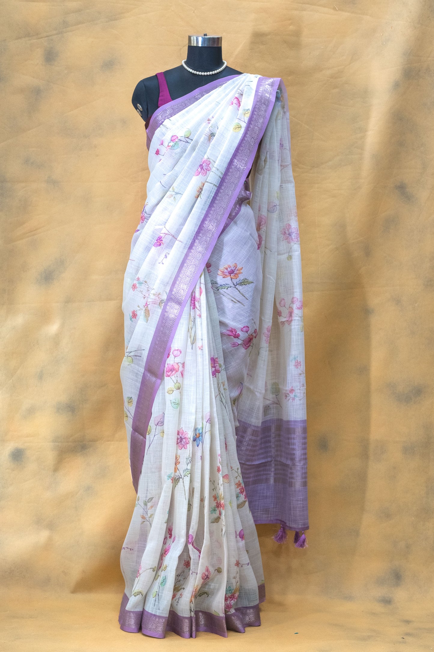 White Floral Linen Saree – Light, Airy & Elegantly Fresh