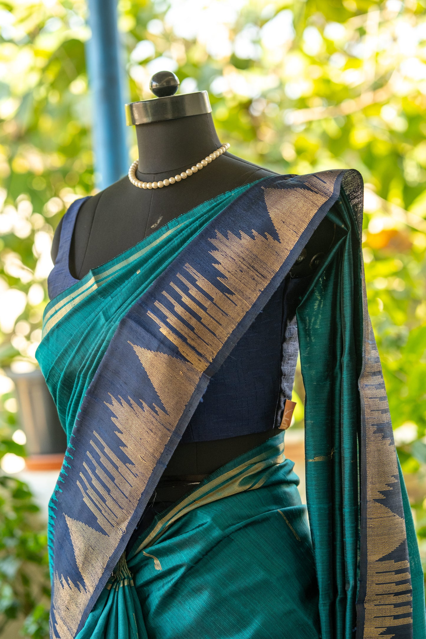 Graceful Dark Green Soft Silk Saree – Pure Elegance in Every Fold