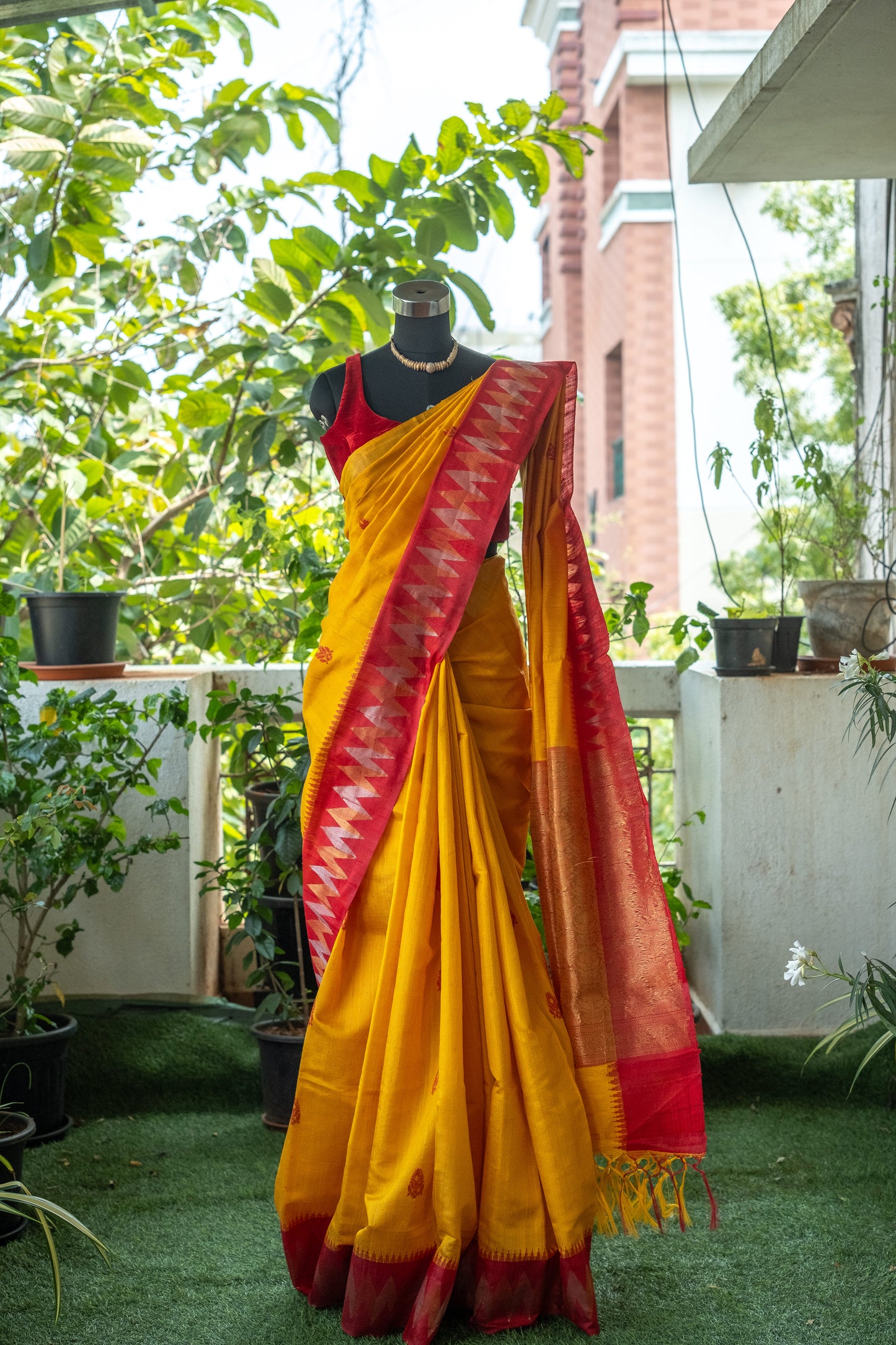 Vibrant Yellow and Red Raw Silk Saree – Radiant Tradition with Regal Contrast
