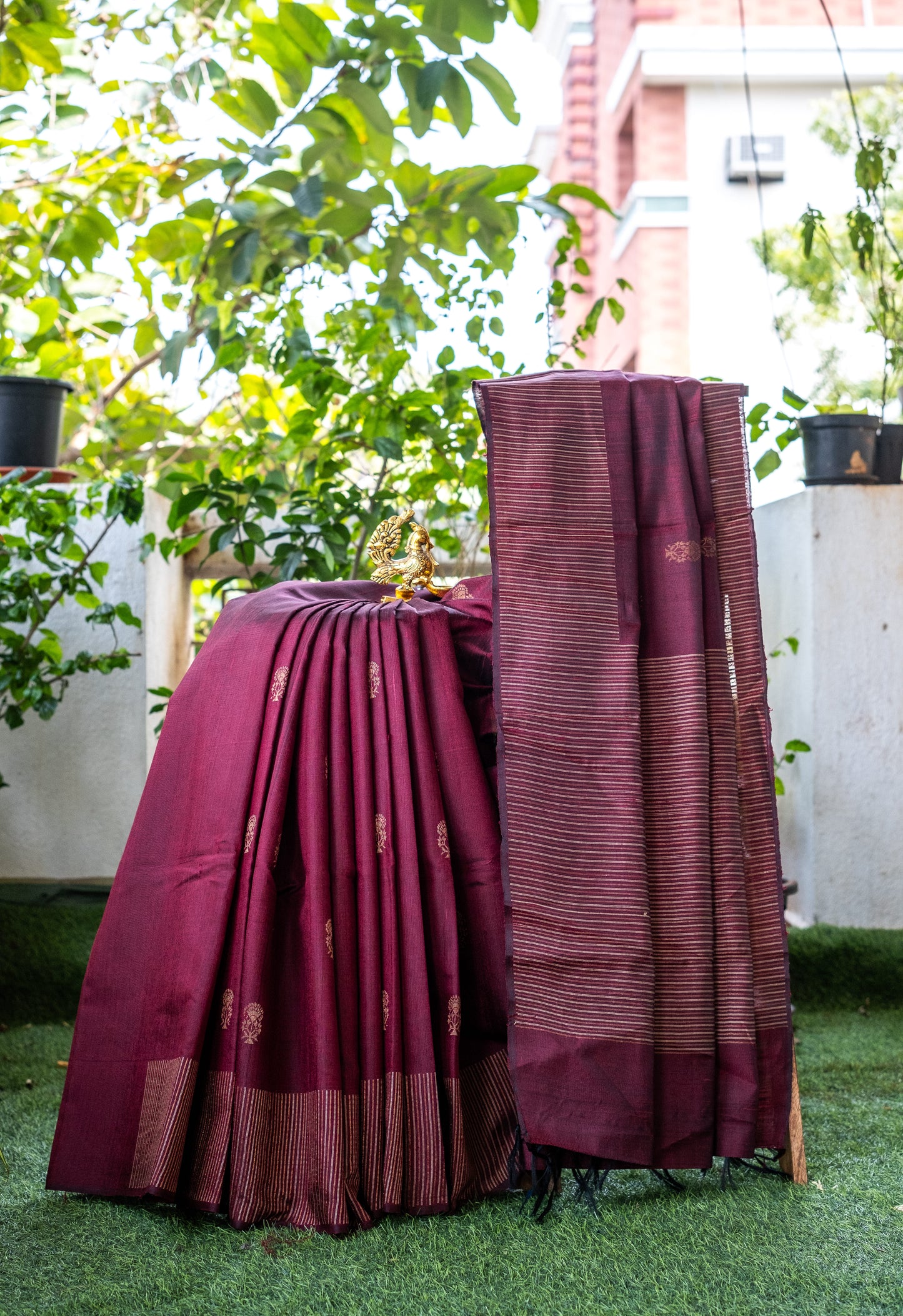 Classic Maroon Raw Silk Saree with Lustrous Finish