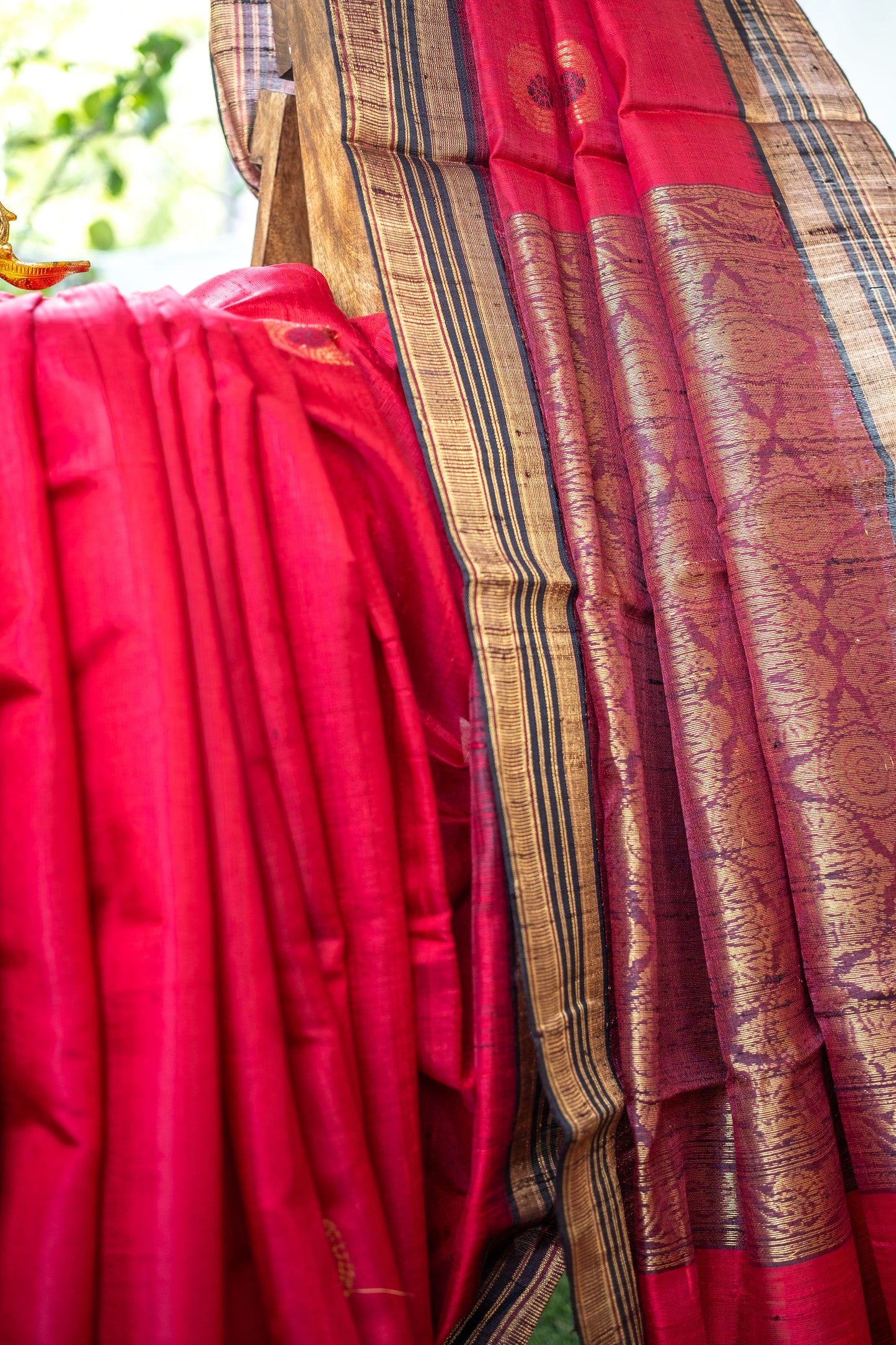 Classic Red Raw Silk Saree with Lustrous Finish