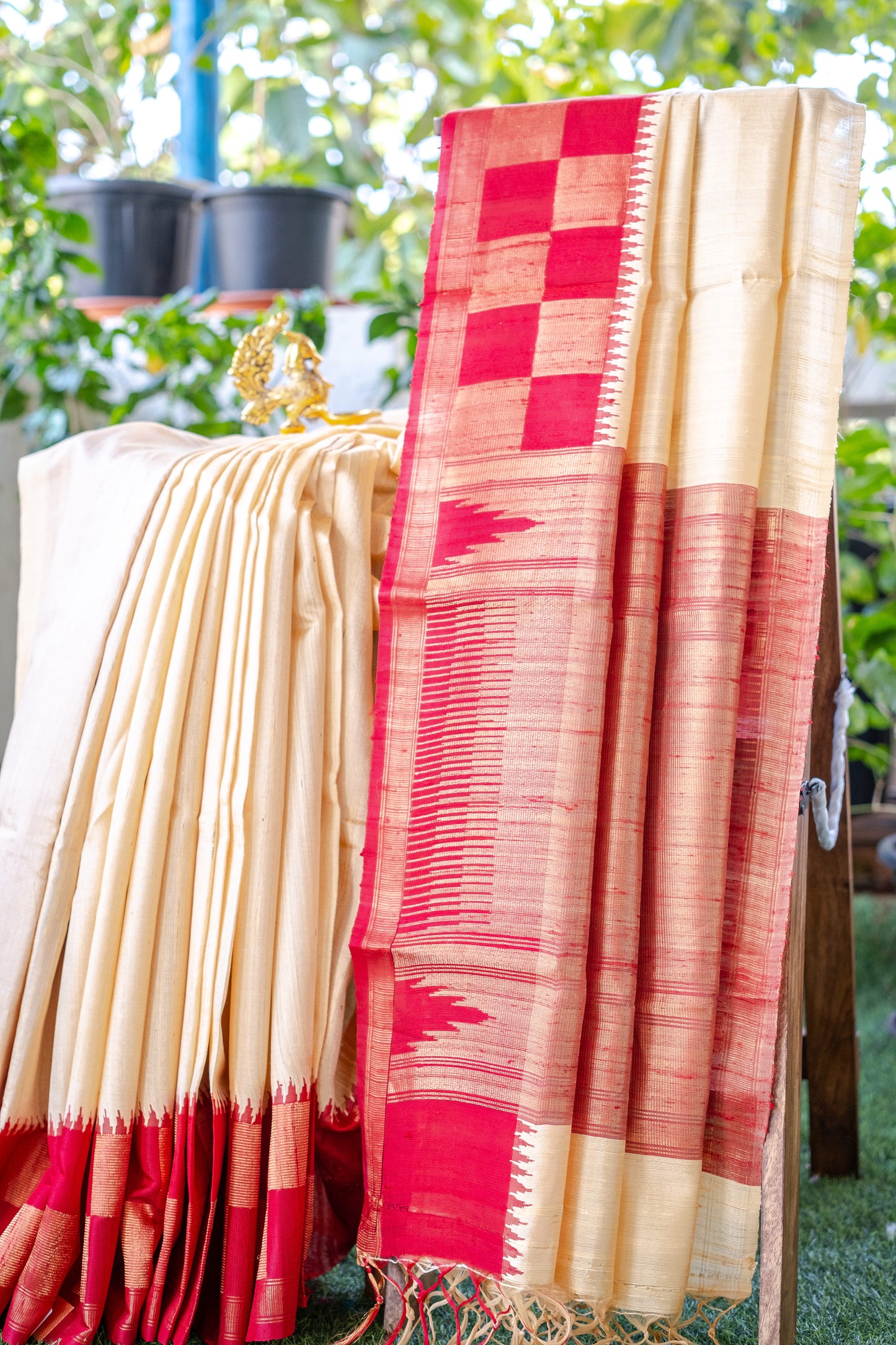 Classic White Raw Silk Saree with Lustrous Finish