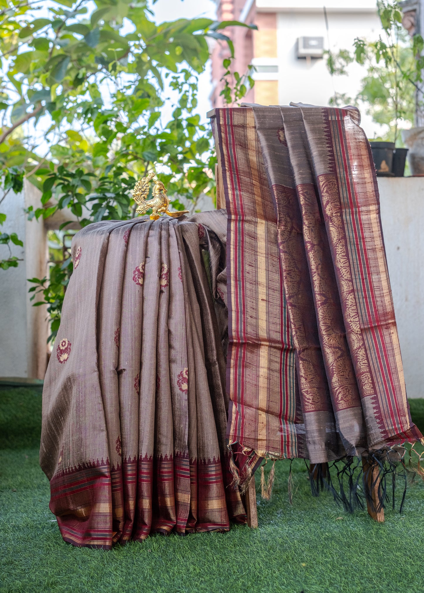 Classic Light Grey Raw Silk Saree with Lustrous Finish