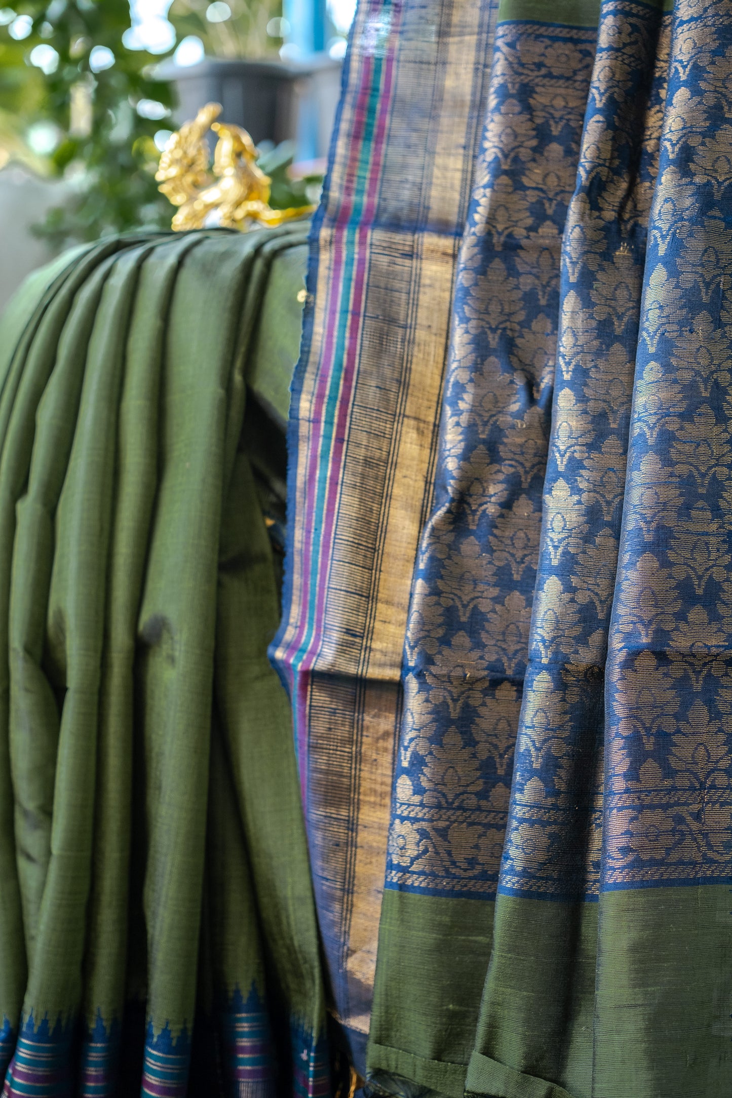 Classic Dark Green Raw Silk Saree with Lustrous Finish