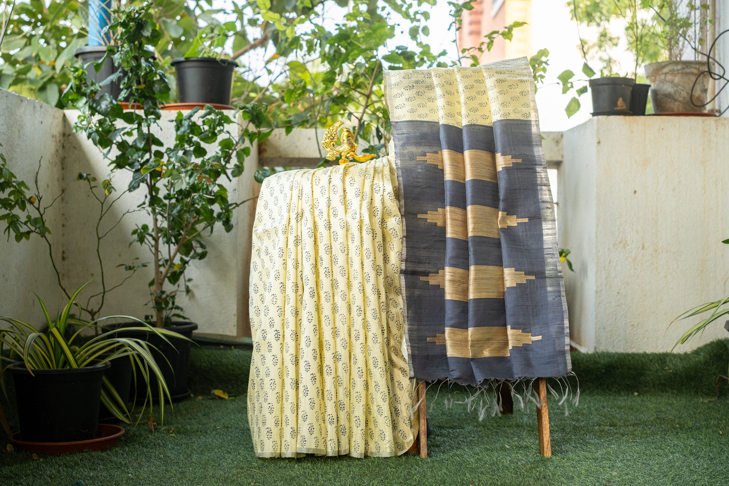 Classic Light Yellow Raw Silk Saree with Lustrous Finish