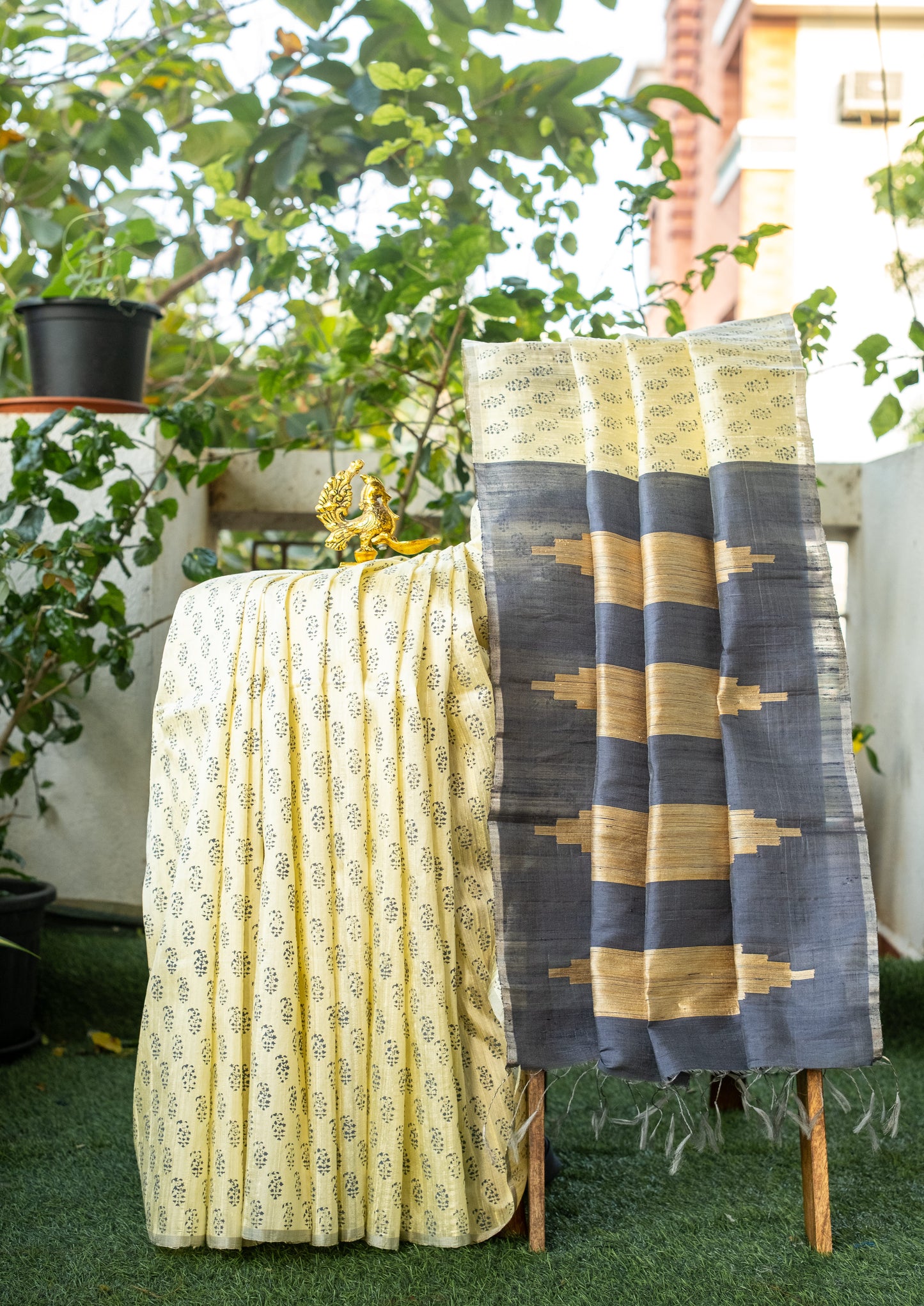 Classic Light Yellow Raw Silk Saree with Lustrous Finish