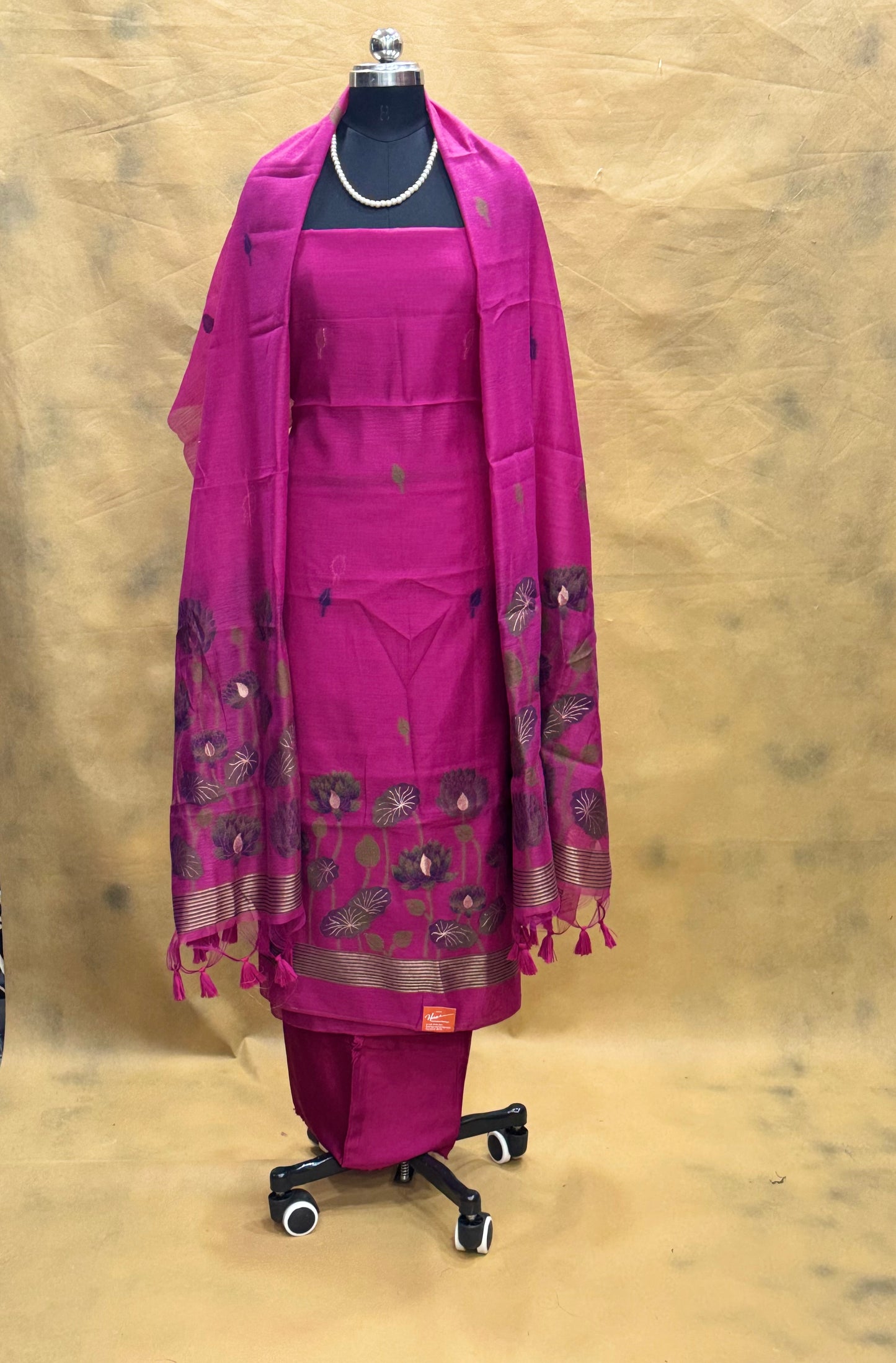 Pink Linen Salwar